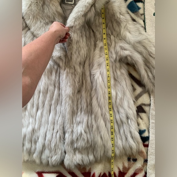 Saga Blue Fox Fur Coat - Picture 5 of 11